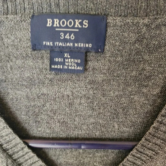 Brooks 100% Merino Wool Sweater Gray Long Sleeve V-Neck Pullover Size XL - Picture 6 of 9